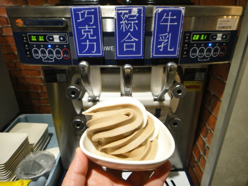 【美食】大橋頭火鍋推薦「荖子鍋」大同區火鍋推薦，新鮮製麵無限供應、20種海陸主食