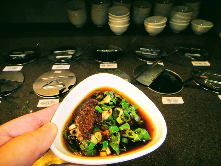 【美食】大橋頭火鍋推薦「荖子鍋」大同區火鍋推薦，新鮮製麵無限供應、20種海陸主食