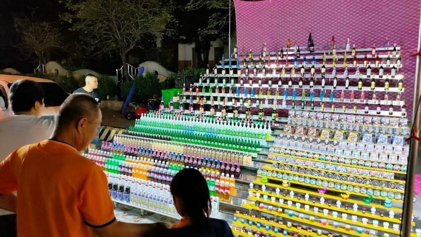 【東港夜市攻略】屏東必逛! 超過600公尺、上百攤商美食古早味!