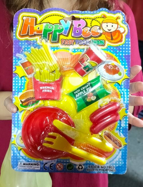 【東港夜市攻略】屏東必逛! 超過600公尺、上百攤商美食古早味!