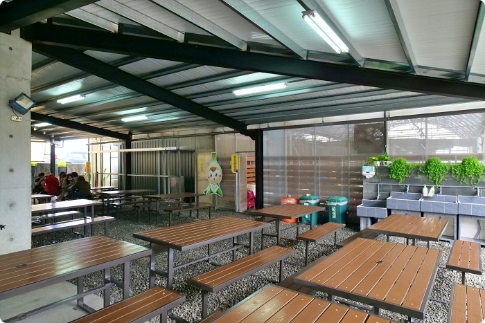 宜蘭景點  ▏新萌主報到！張美阿嬷農場，超人氣水豚君駕到！還能跟可愛梅花鹿互動拍照喔～ @捲捲頭 Wonderful 品味。生活