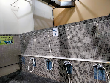 桃園市垃圾焚化廠-焚化爐回饋游泳池-位於內定國小旁.有九個里可免費入池