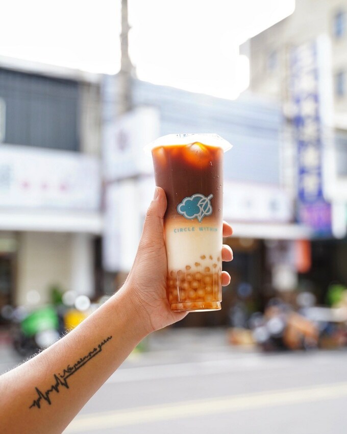【圈圈微森-竹北三民店】新竹最愛的手搖飲料店『圈圈微森 Circle Within』也插旗竹北啦!還推出了全新的小雲朵芝士奶蓋系列~