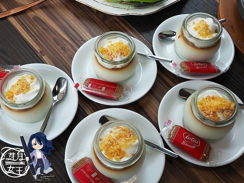 15盎司牛排,中茂新天地美食,好拍照,帕朵拉義式餐廳,桃園下午茶,桃園披薩,桃園美食,桃園藝文特區美食,素食,網美,義大利麵,草莓披薩 @民宿女王芽月-美食.旅遊.全台趴趴走