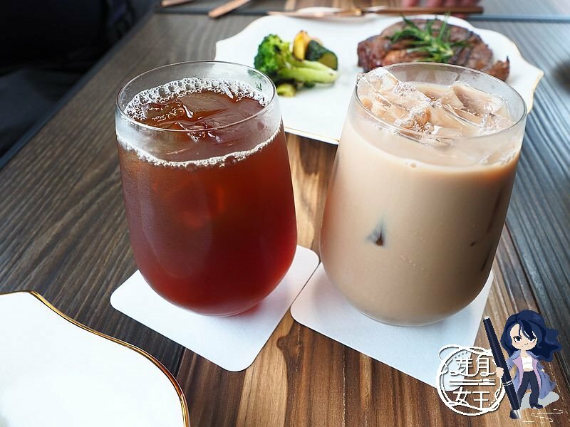 15盎司牛排,中茂新天地美食,好拍照,帕朵拉義式餐廳,桃園下午茶,桃園披薩,桃園美食,桃園藝文特區美食,素食,網美,義大利麵,草莓披薩 @民宿女王芽月-美食.旅遊.全台趴趴走