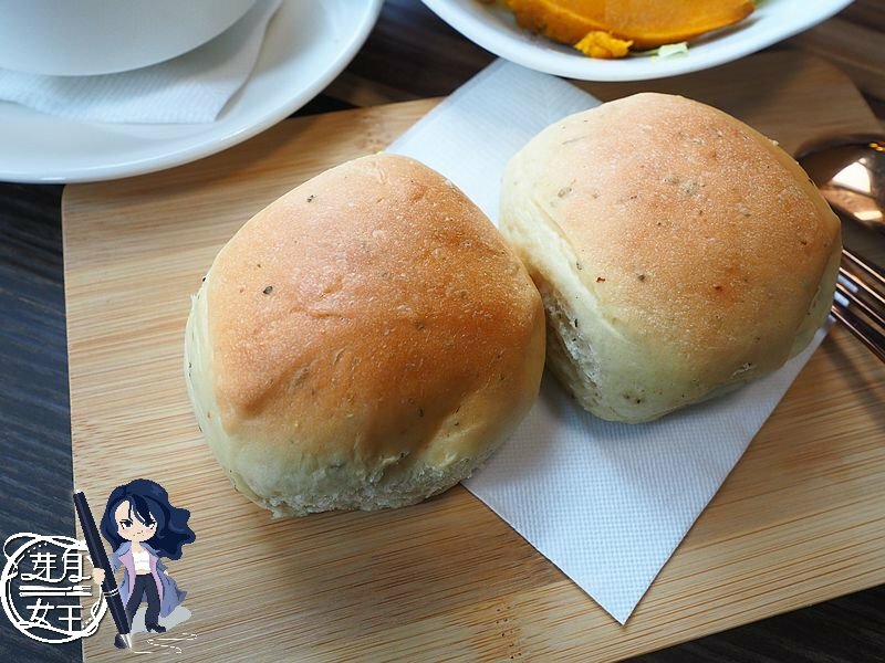 15盎司牛排,中茂新天地美食,好拍照,帕朵拉義式餐廳,桃園下午茶,桃園披薩,桃園美食,桃園藝文特區美食,素食,網美,義大利麵,草莓披薩 @民宿女王芽月-美食.旅遊.全台趴趴走