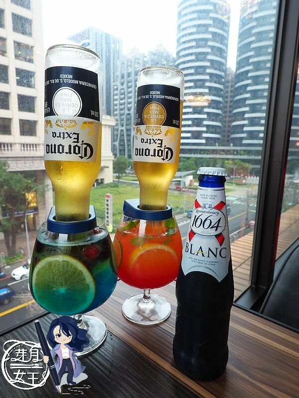 15盎司牛排,中茂新天地美食,好拍照,帕朵拉義式餐廳,桃園下午茶,桃園披薩,桃園美食,桃園藝文特區美食,素食,網美,義大利麵,草莓披薩 @民宿女王芽月-美食.旅遊.全台趴趴走