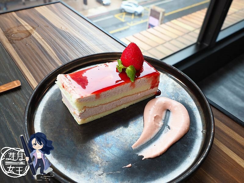 15盎司牛排,中茂新天地美食,好拍照,帕朵拉義式餐廳,桃園下午茶,桃園披薩,桃園美食,桃園藝文特區美食,素食,網美,義大利麵,草莓披薩 @民宿女王芽月-美食.旅遊.全台趴趴走