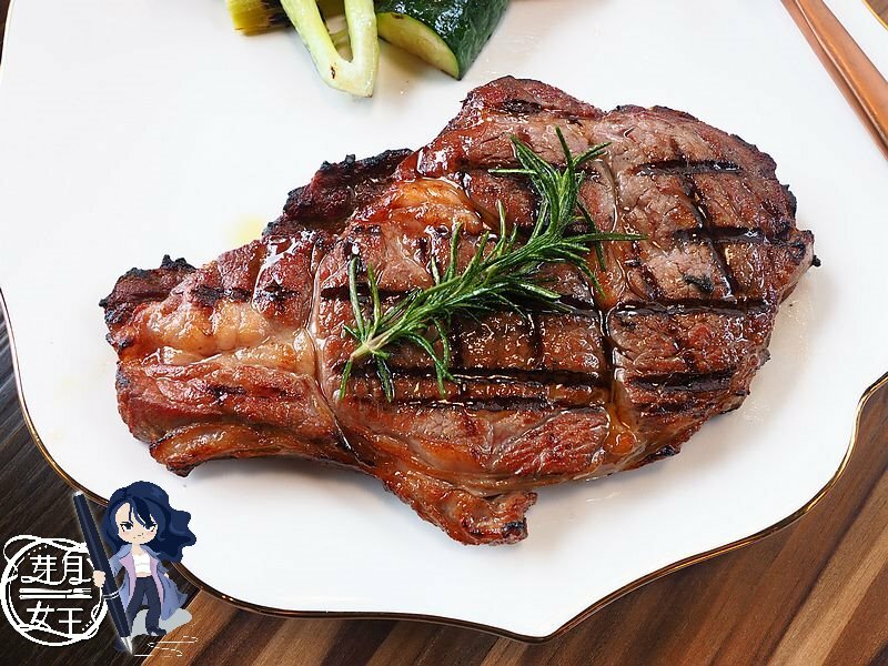 15盎司牛排,中茂新天地美食,好拍照,帕朵拉義式餐廳,桃園下午茶,桃園披薩,桃園美食,桃園藝文特區美食,素食,網美,義大利麵,草莓披薩 @民宿女王芽月-美食.旅遊.全台趴趴走