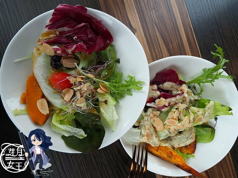 15盎司牛排,中茂新天地美食,好拍照,帕朵拉義式餐廳,桃園下午茶,桃園披薩,桃園美食,桃園藝文特區美食,素食,網美,義大利麵,草莓披薩 @民宿女王芽月-美食.旅遊.全台趴趴走