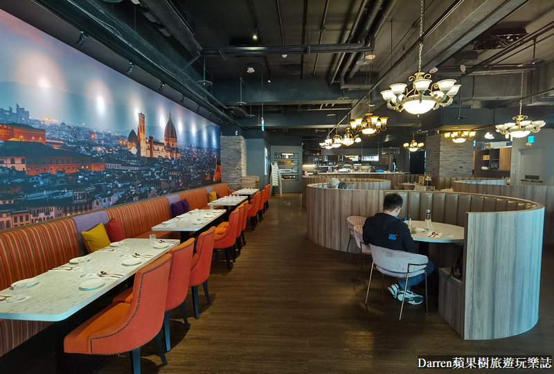 帕朵拉義式餐廳|桃園藝文特區中茂新天地美食/機器人送餐拍照打卡餐廳 菜單