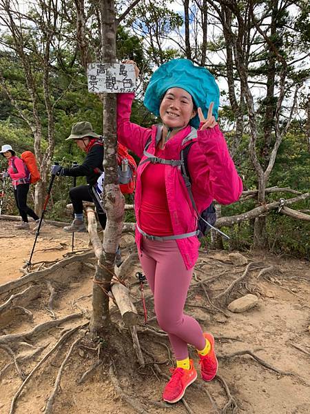 Jessica遊記-人生第一次挑戰新竹尖石鄉中級山「高台山+小島田山+中島田山+大島田山縱走」花費7小時，挑戰成功！（爬山是敬畏之心）