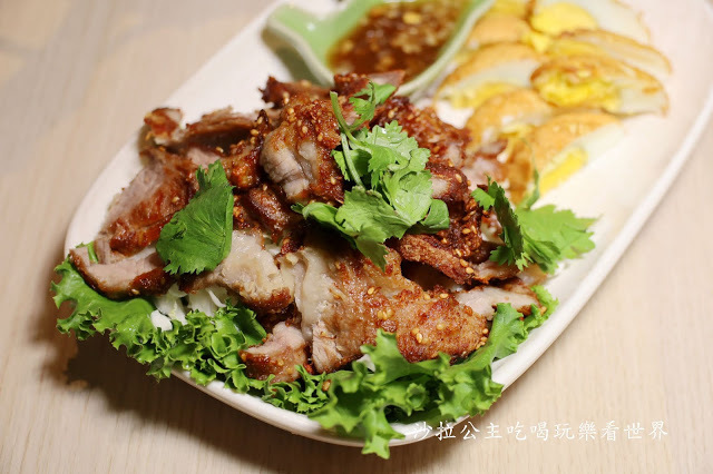 新莊泰式料理餐廳『饗泰多Siam More泰式風格餐廳』宏匯廣場美食