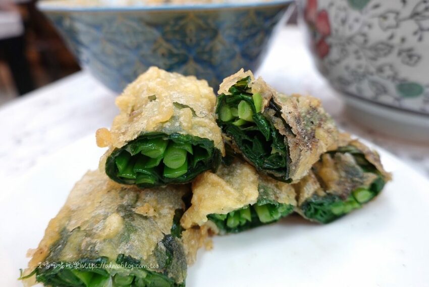 〖東石鮮蚵〗痛風走開！嘉義東石產地直達．每碗鮮蚵都是滿滿滿．蚵嗲超酥脆Ｘ炸蔥段 - 艾瑪▪ 享受吃喝玩樂札記