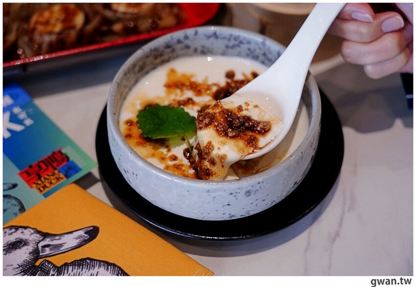 王品集團新店插旗公益路！桌邊片鴨超吸睛，限量烤鴨想吃記得先預訂喔~