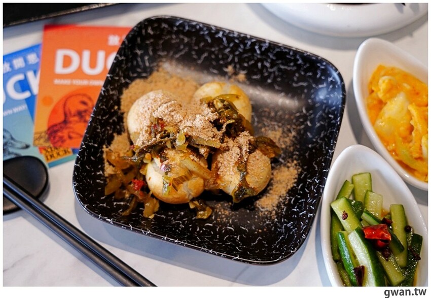 王品集團新店插旗公益路！桌邊片鴨超吸睛，限量烤鴨想吃記得先預訂喔~