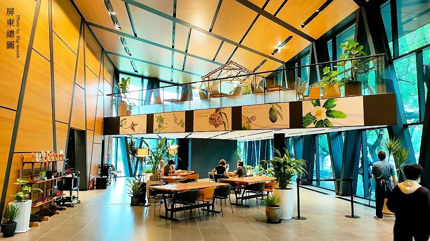 【屏東景點】屏東圖書館總館.絕美!南台灣最美森林圖書館!