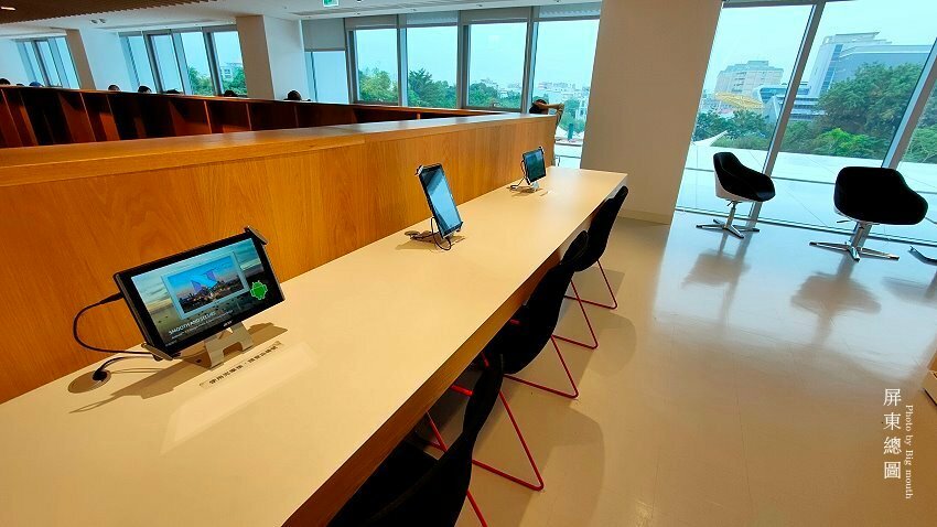 【屏東景點】屏東圖書館總館.絕美!南台灣最美森林圖書館!