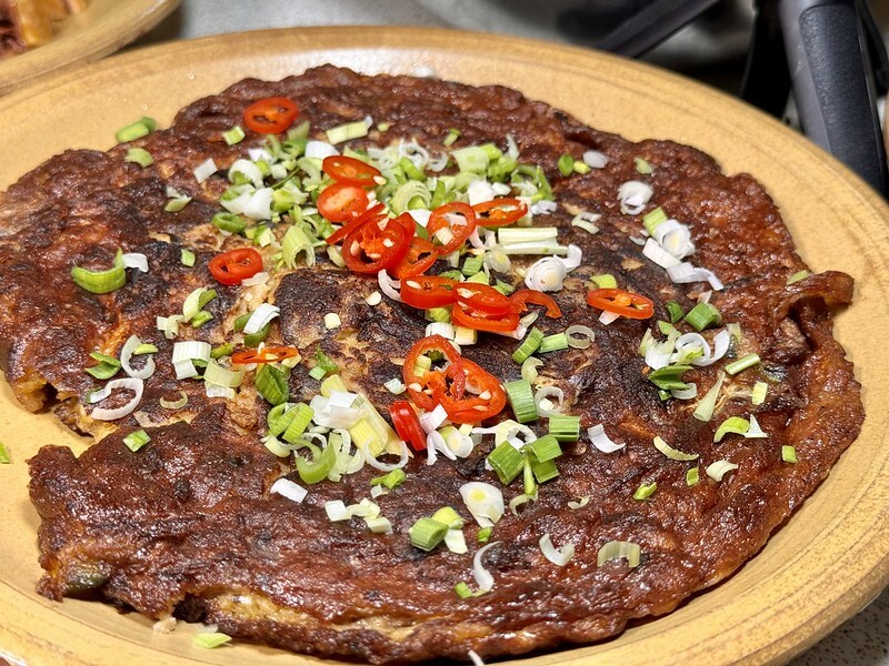 苗栗縣公館鄉苗栗縣｜公館鄉｜工藝行旅第一站從美食開始，「陶之飲」傳承三代的道地客家美味，搭配訂製陶器食器，讓吃飯