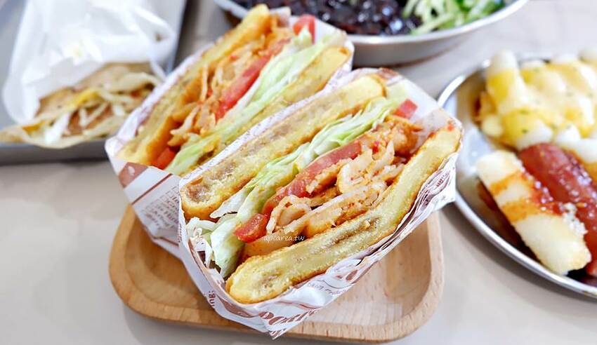 懂滋咚吃韓風早午餐。人氣韓式料理全時段供應，銅板價特色糖餅年糕串，近中國醫藥大學中友百貨 - 🍎 蘋果話日常🍎