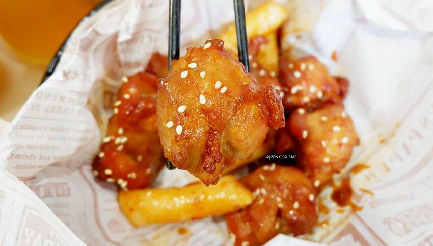 懂滋咚吃韓風早午餐。人氣韓式料理全時段供應，銅板價特色糖餅年糕串，近中國醫藥大學中友百貨 - 🍎 蘋果話日常🍎