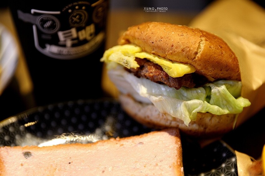 體重破錶也要吃!鐵鍋酥皮爆漿芋泥乳酪蛋餅 超人氣早午餐店推薦|早吧 Morning Bar 伊通店(捷運松江南京站