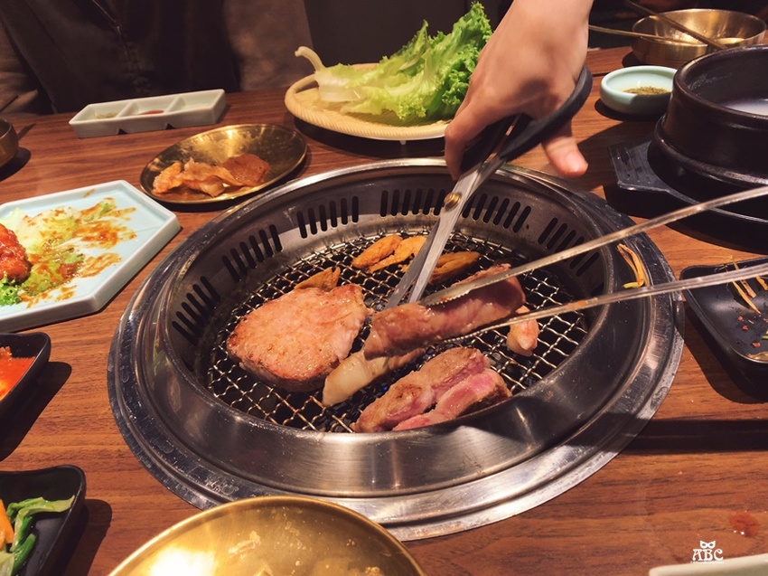 姜滿堂新竹巨城店正宗韓國燒肉料理炸雞美食餐廳