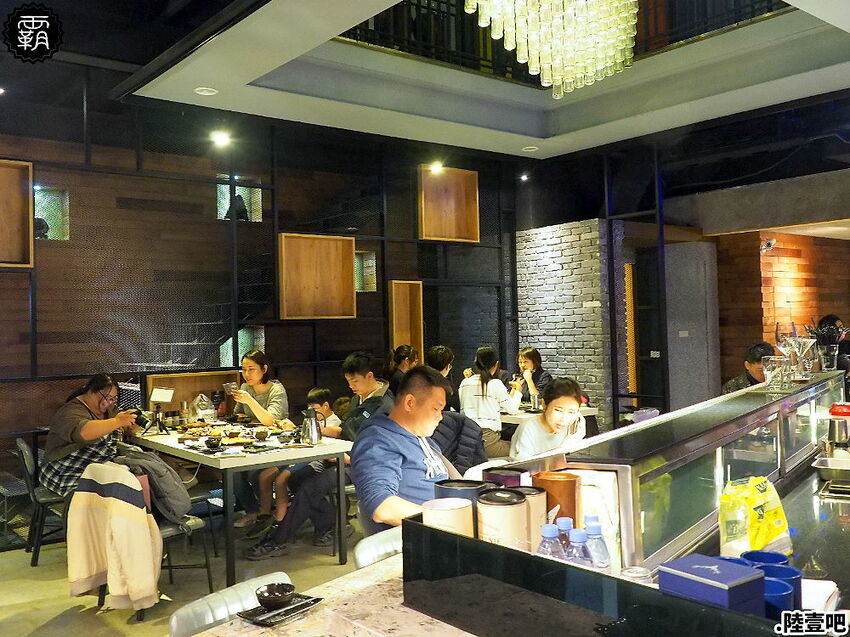 隱藏在市區的解憂秘所！點陸壹吧串燒餐酒館，點解憂特調配串燒，生啤無限暢飲~