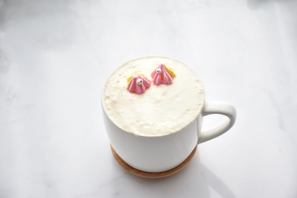 玩很大元氣補給站，各式品項讓你真的玩很大！台中浮誇式餐廳飲料店