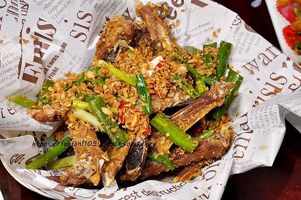 市民大道平價熱炒【完鍋子熱炒】#市民大道宵夜 #東區聚餐 中國風質感餐廳 #尾牙 #聚餐 都適合 (24).JPG