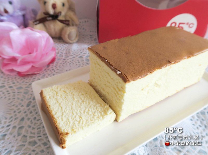 【甜點】舒芙蕾輕乳酪 (85度C甜點)~由專業師傅打造出細緻綿密的絕對食感！