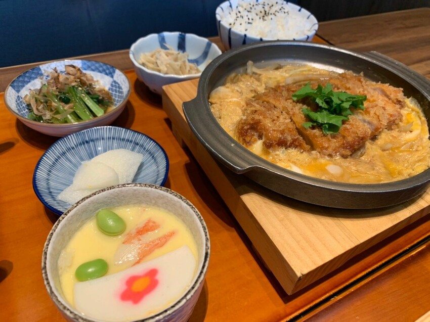 【台北】微風南山美食｜日本橋浜町食事処 超精緻日式料理 四格松花堂御膳鰻魚飯 經典日本美味不用出國也能吃到！