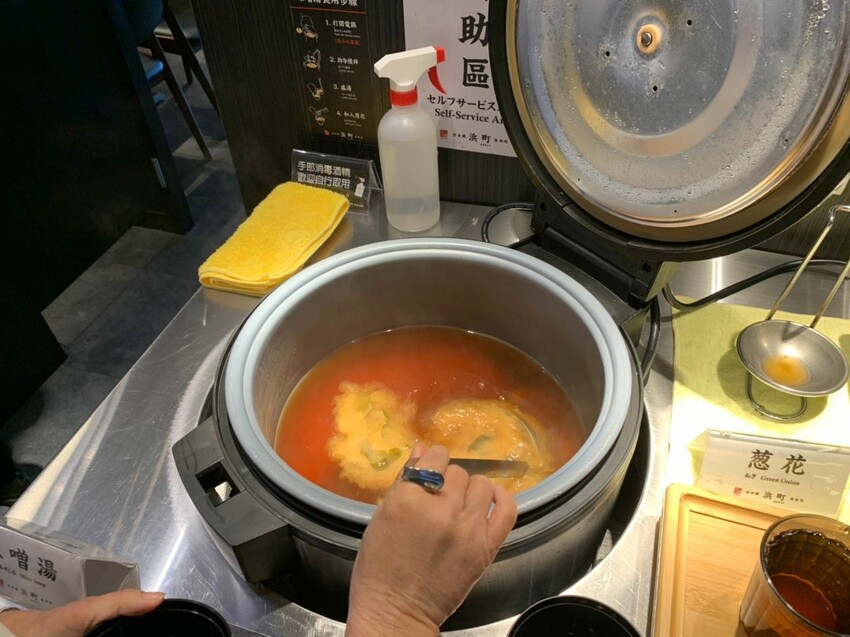 【台北】微風南山美食｜日本橋浜町食事処 超精緻日式料理 四格松花堂御膳鰻魚飯 經典日本美味不用出國也能吃到！