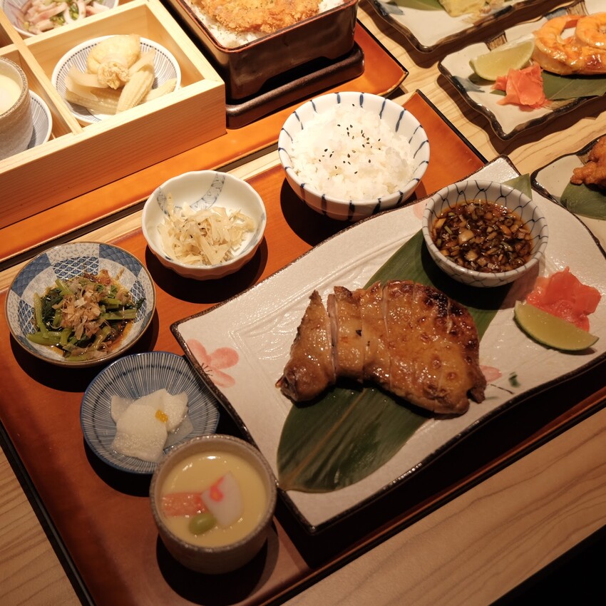 【台北美食推薦】日本橋浜町食事処～台北日式料理必吃松花堂御膳～微風北車美食新餐上市～