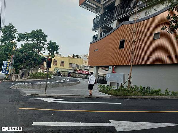 372851.jpg 372851.jpg