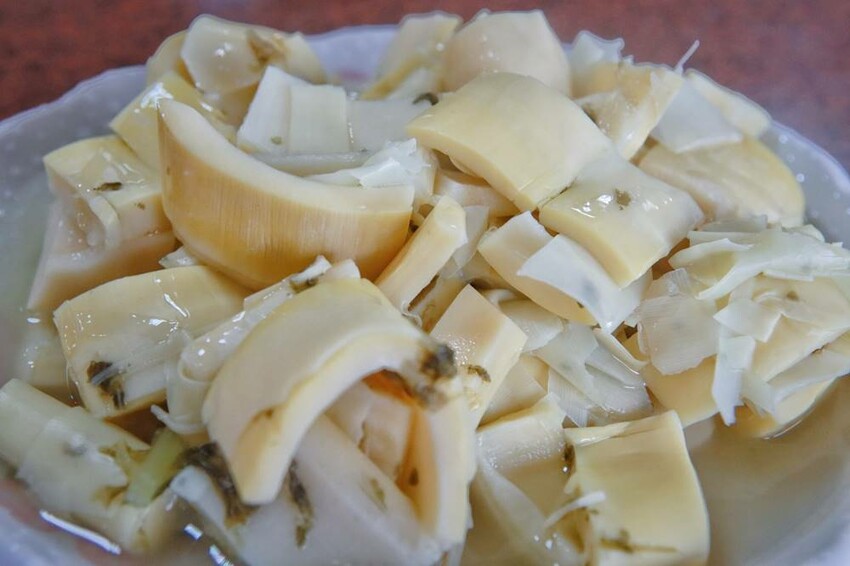 苗栗美食/三義土雞城，老字號三義美食，田野中的天堂美食極富詩情畫意 - Ann‧榜哥‧生活事務所