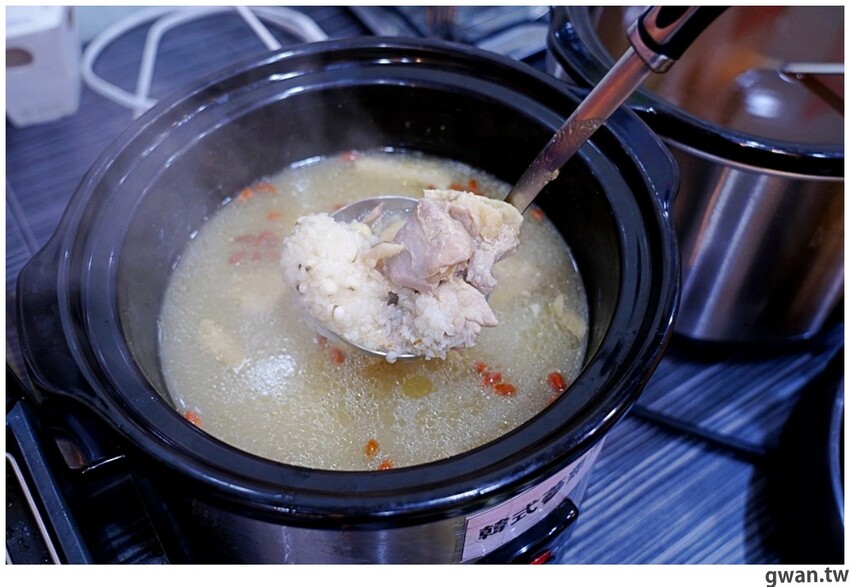 台中韓式烤肉吃到飽！烤肉、熱湯、小菜任你吃最低只要369元，周年慶期間還免收服務費～