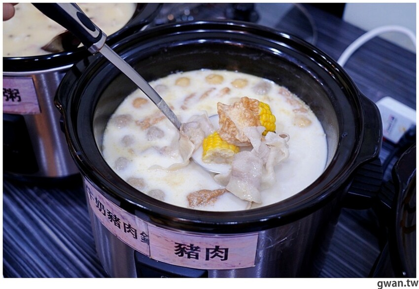 台中韓式烤肉吃到飽！烤肉、熱湯、小菜任你吃最低只要369元，周年慶期間還免收服務費～