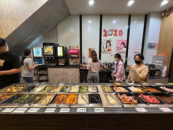 ＋（台中韓式烤肉）肉鮮生Mr.M.EAT～台中南屯吃到飽推薦