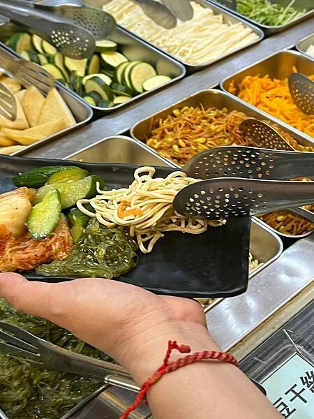 ＋（台中韓式烤肉）肉鮮生Mr.M.EAT～台中南屯吃到飽推薦