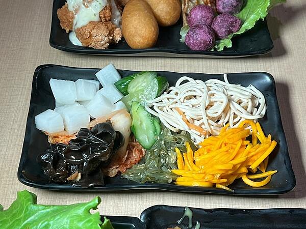 ＋（台中韓式烤肉）肉鮮生Mr.M.EAT～台中南屯吃到飽推薦