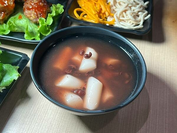 ＋（台中韓式烤肉）肉鮮生Mr.M.EAT～台中南屯吃到飽推薦