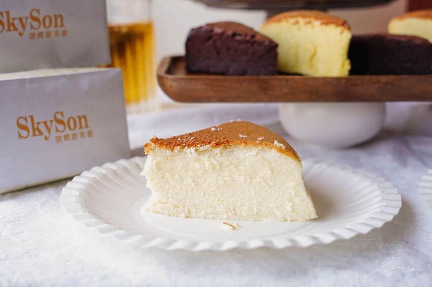 天子舒芙蕾│台中伴手禮推薦,傳統法式舒芙蕾、窯烤舒芙蕾4種口味超驚豔,過年送禮、彌月禮盒都適合! - 艾薇覓食趣