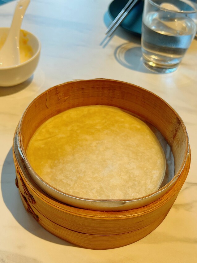 台中唯一公益分店【享鴨烤鴨與中華料理】酥脆鴨皮唇齒留香,2人到10人聚會都能滿足的美食饗宴~桌邊片鴨秀一次體驗鴨三味吃法