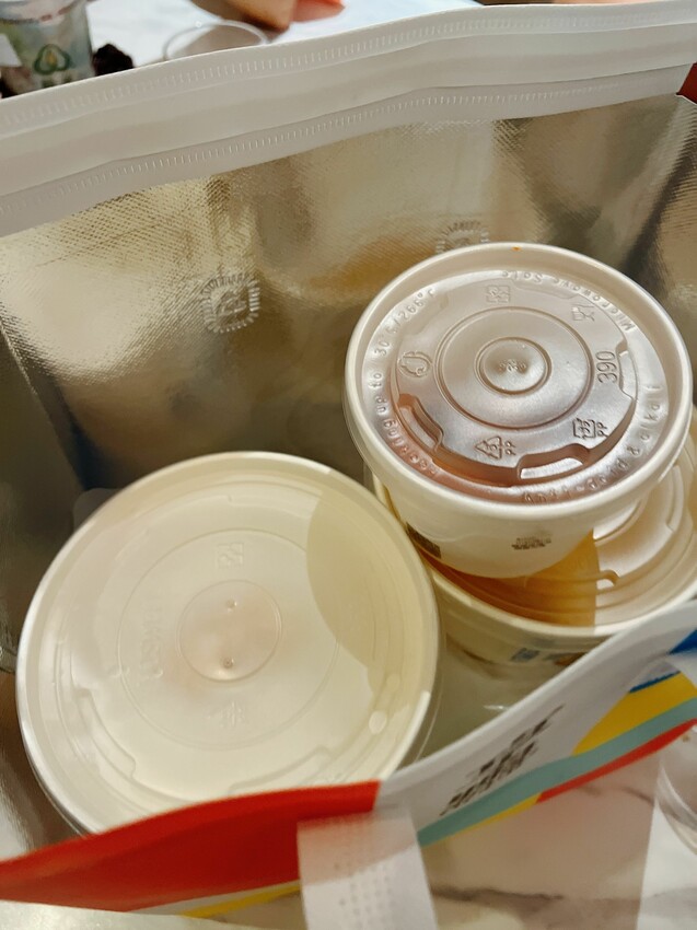 台中唯一公益分店【享鴨烤鴨與中華料理】酥脆鴨皮唇齒留香,2人到10人聚會都能滿足的美食饗宴~桌邊片鴨秀一次體驗鴨三味吃法