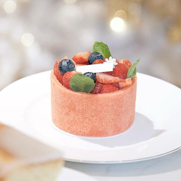 網美必去韓系歐風咖啡廳!新北咖啡廳推薦~浮洲火車站咖啡廳推薦P.f.甜點設計~網美咖啡廳~有插座咖啡廳~台藝大咖啡廳推薦