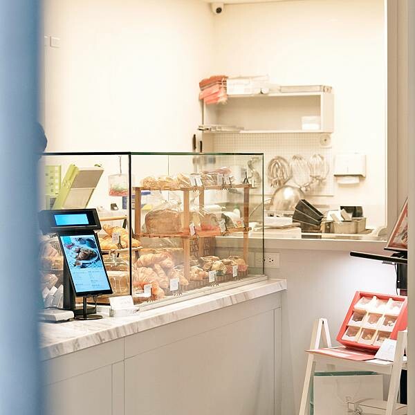 網美必去韓系歐風咖啡廳!新北咖啡廳推薦~浮洲火車站咖啡廳推薦P.f.甜點設計~網美咖啡廳~有插座咖啡廳~台藝大咖啡廳推薦