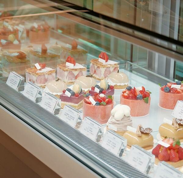 網美必去韓系歐風咖啡廳!新北咖啡廳推薦~浮洲火車站咖啡廳推薦P.f.甜點設計~網美咖啡廳~有插座咖啡廳~台藝大咖啡廳推薦