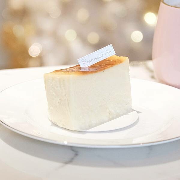 網美必去韓系歐風咖啡廳!新北咖啡廳推薦~浮洲火車站咖啡廳推薦P.f.甜點設計~網美咖啡廳~有插座咖啡廳~台藝大咖啡廳推薦