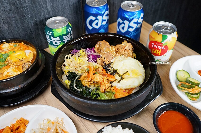 科博館必吃韓式料理，只要百元就能吃到道地韓式料理！必點石鍋拌飯，起司韓式炸雞，海鮮煎餅(免服務費)
